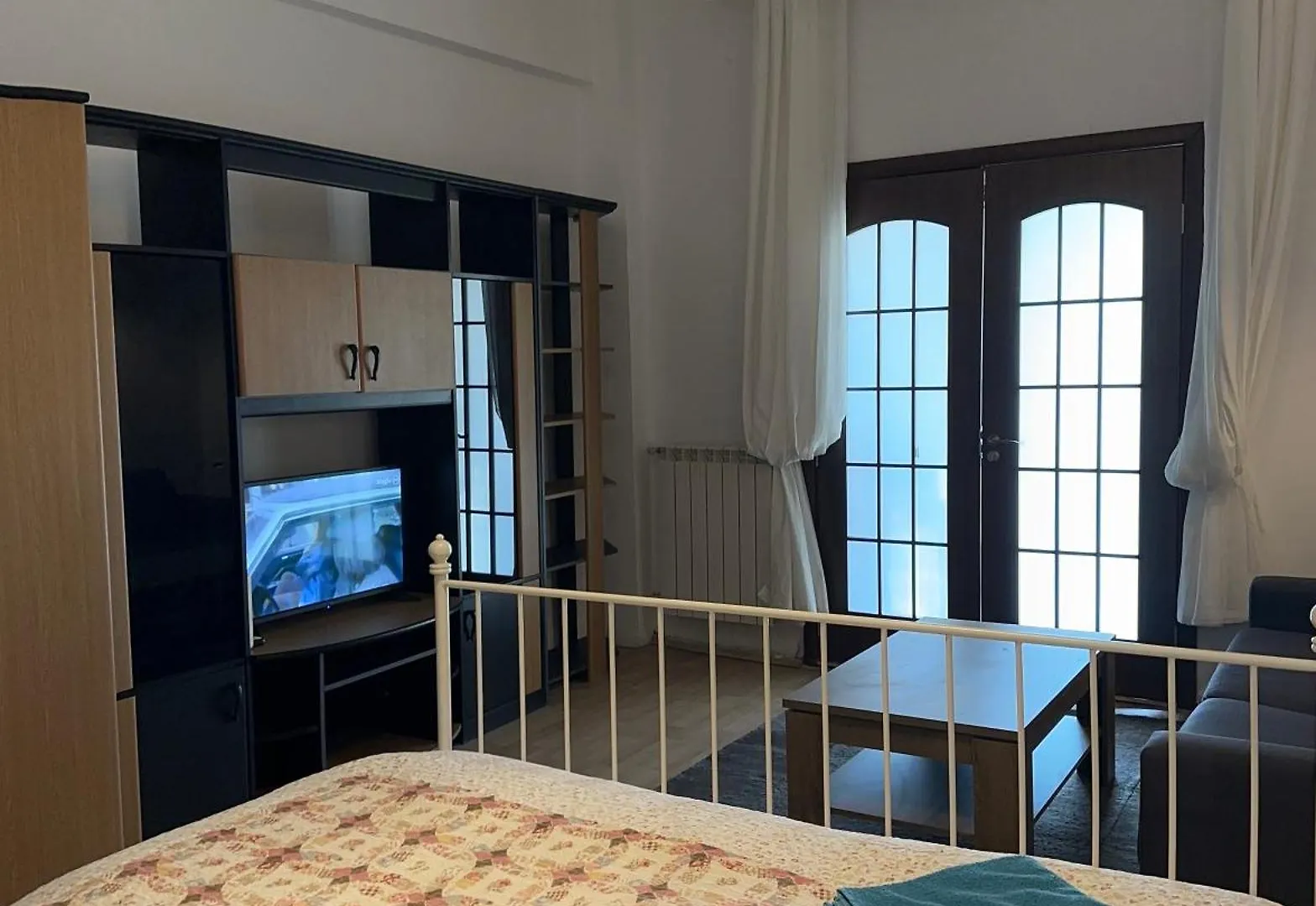 Apartment Downtown Bucharest Studio Calea Victoriei